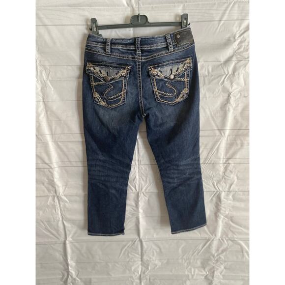 Silver Suki High Capri Fluid Denim Jeans W/Embroidered Back Pockets 30Wx23L EUC# - Picture 2 of 9